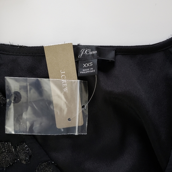 NEW- J Crew Chiffon top with black Metallic dots - Picture 5 of 6